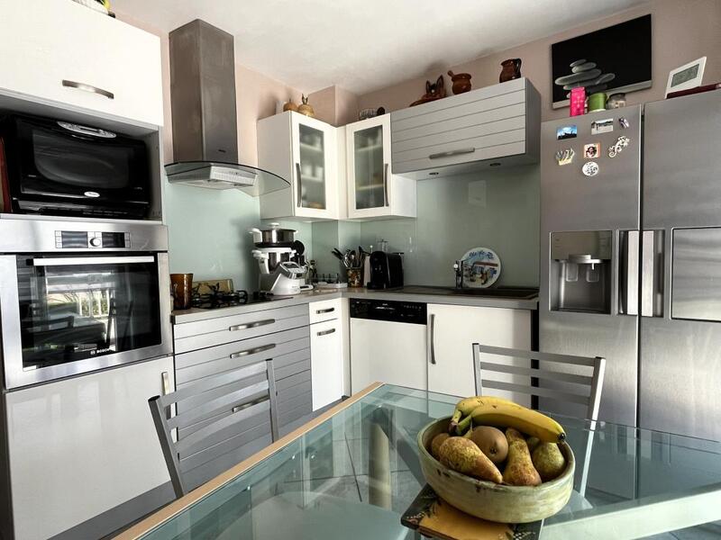 Maison - 140 m² - 6 pièces