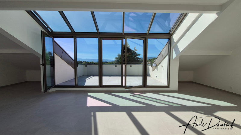 Appartement - 98 m² - 4 pièces