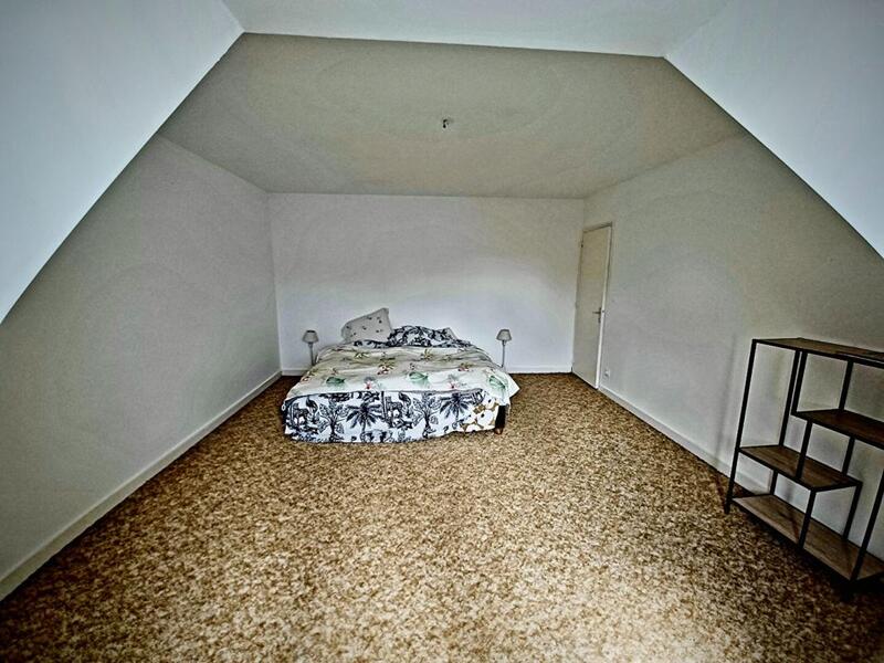 Maison - 180 m² - 6 pièces