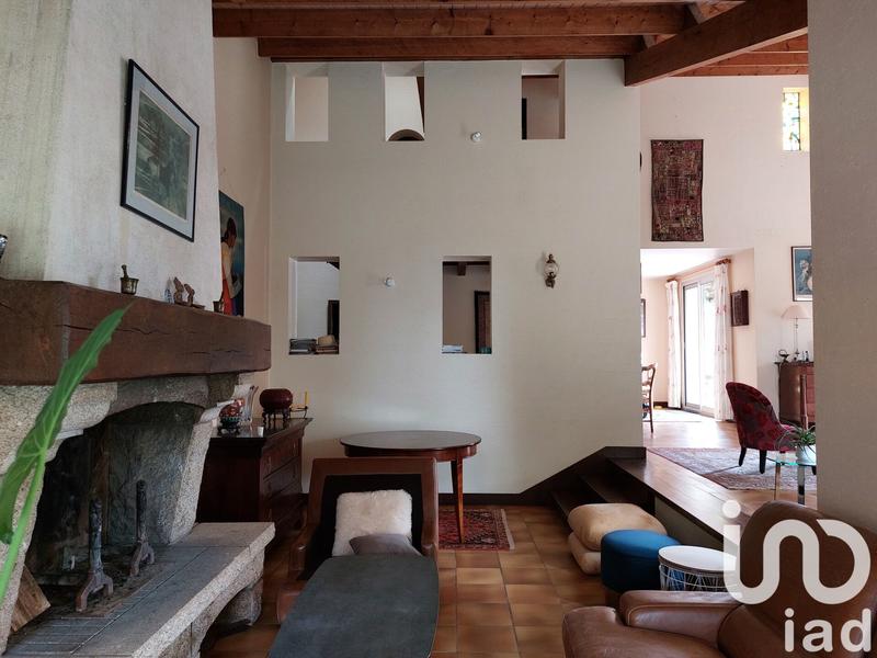 Maison de maîtres - 336 m² - 12 pièces