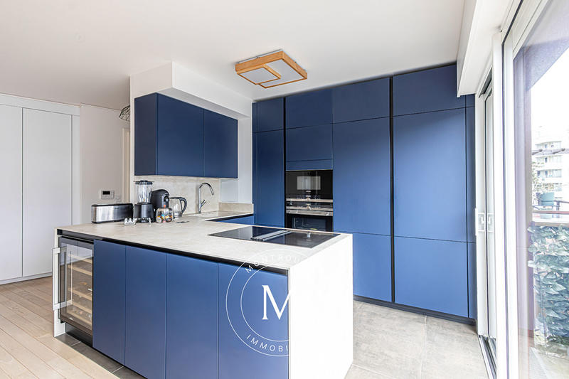 Appartement - 102 m² - 5 pièces