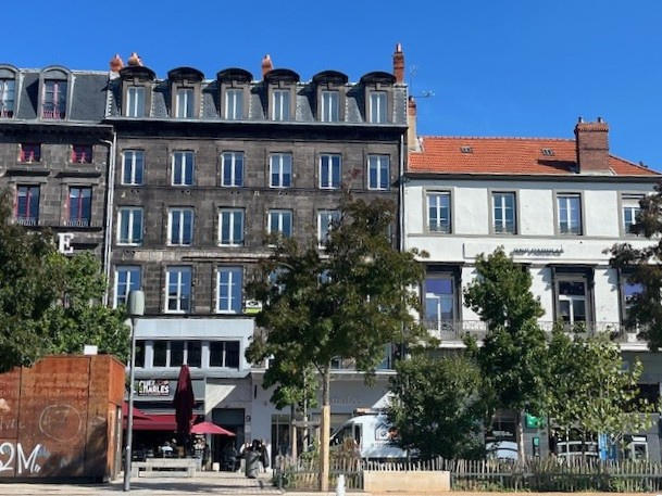 Appartement - 123 m² - 5 pièces