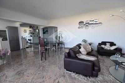 Appartement - 83 m² - 3 pièces