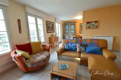 Appartement - 131 m² - 6 pièces