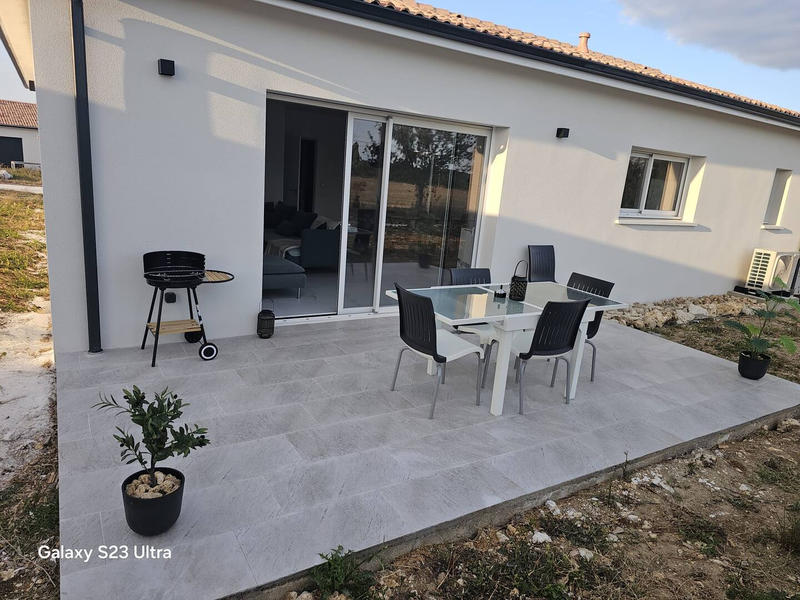 Maison - 95 m² - 5 pièces
