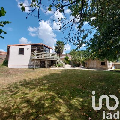 Maison - 166 m² - 8 pièces