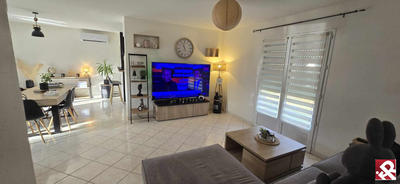 Maison - 84 m² - 4 pièces