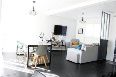 Maison contemporaine - 116 m² - 5 pièces