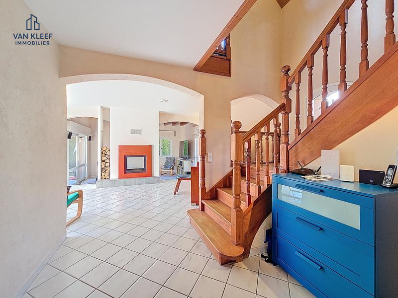 Villa - 180 m² - 7 pièces