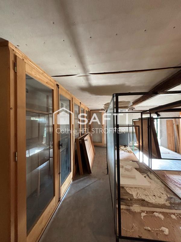 Maison - 180 m² - 6 pièces