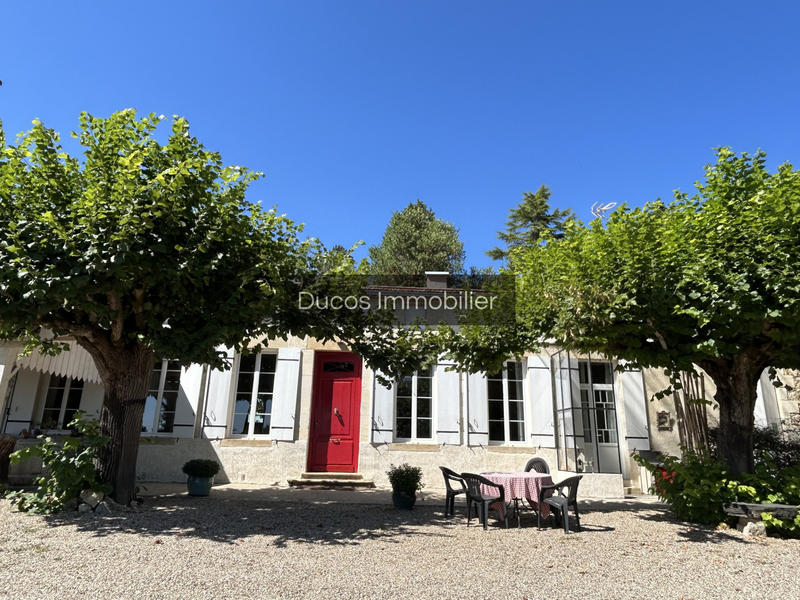 Maison - 246 m² - 6 pièces