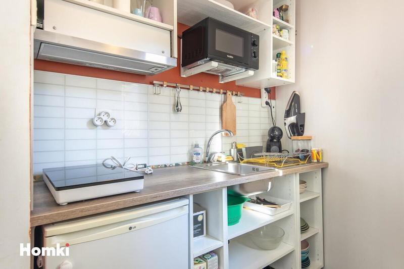 Studio - 99 m² - 4 pièces