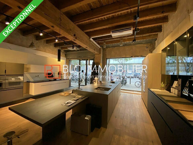 Local commercial - 132 m²