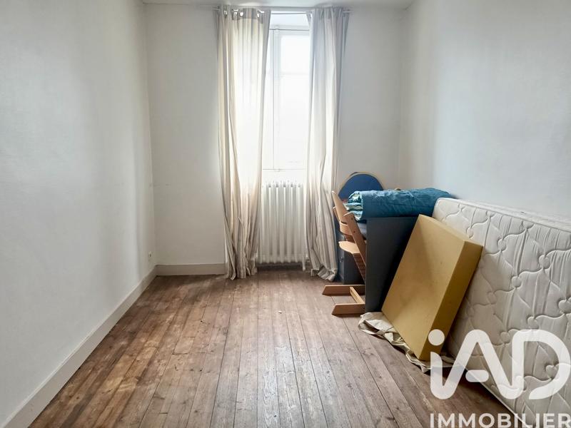 Maison de ville - 239 m² - 9 pièces