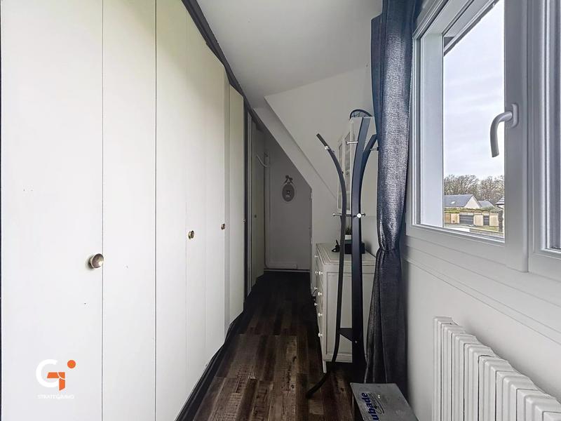 Maison - 197 m² - 7 pièces