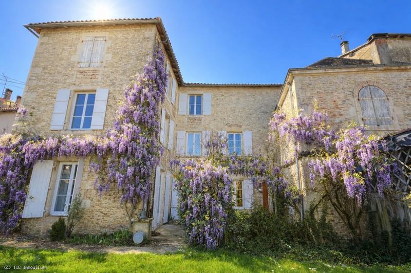 Maison de ville - 455 m²