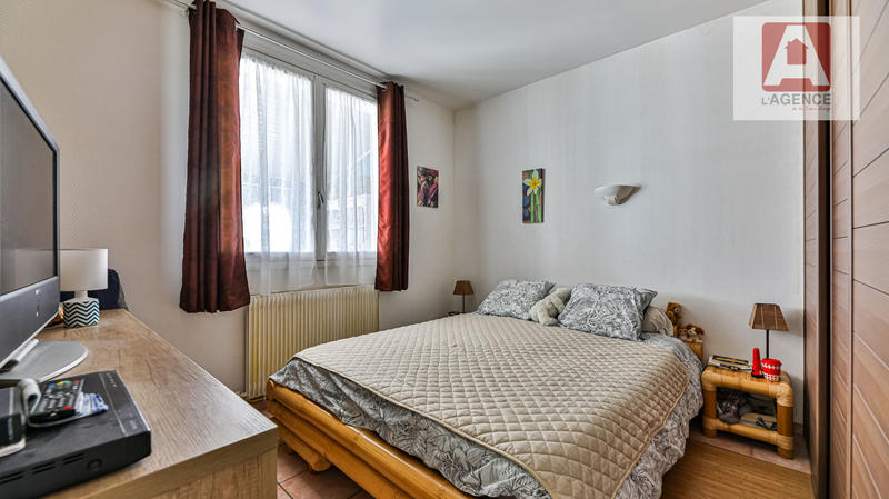 Maison - 169 m² - 6 pièces