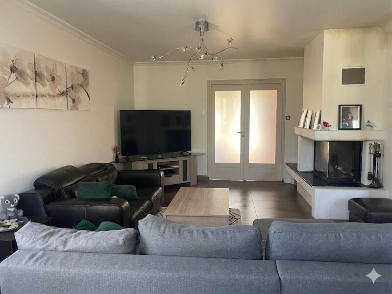 Maison - 170 m² - 6 pièces