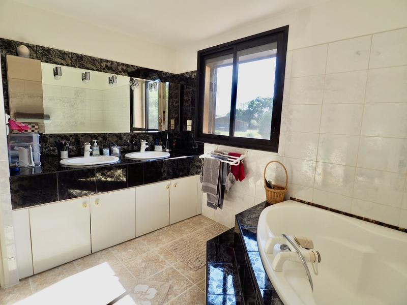 Maison - 160 m² - 5 pièces