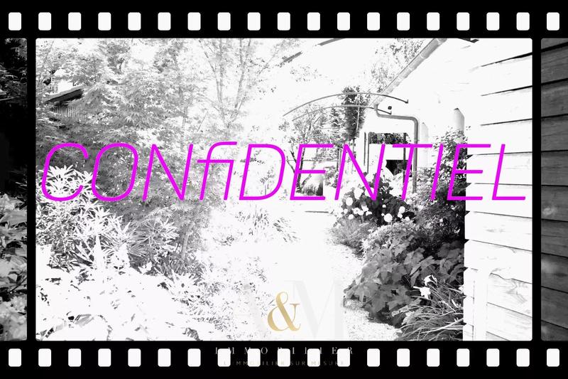 Villa - 240 m² - 10 pièces