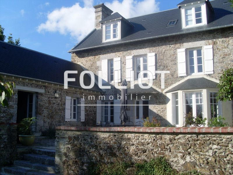 Maison - 158 m² - 6 pièces