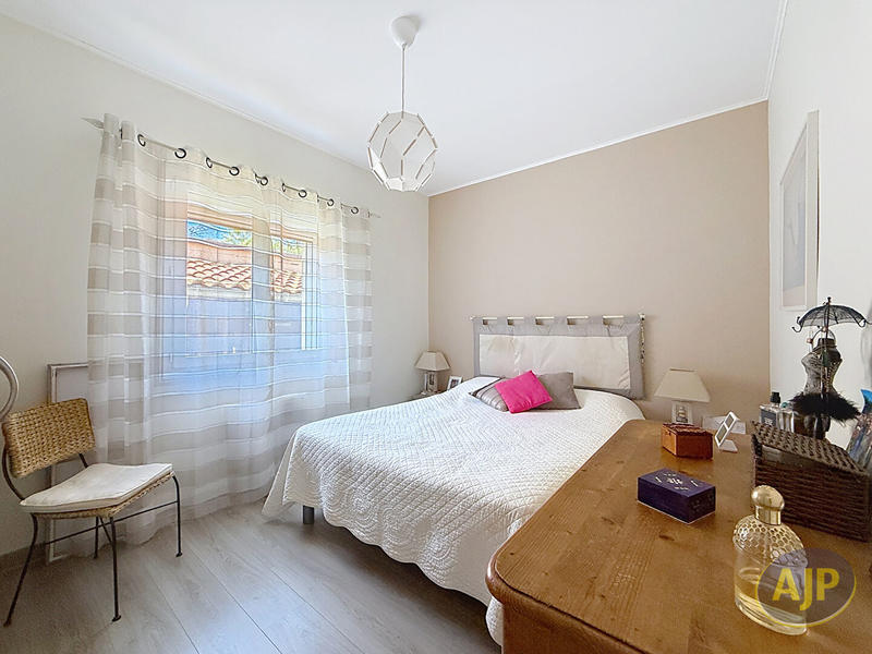 Maison - 104 m² - 4 pièces