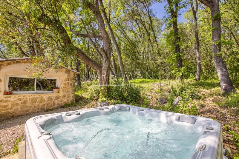 Villa - 190 m² - 7 pièces