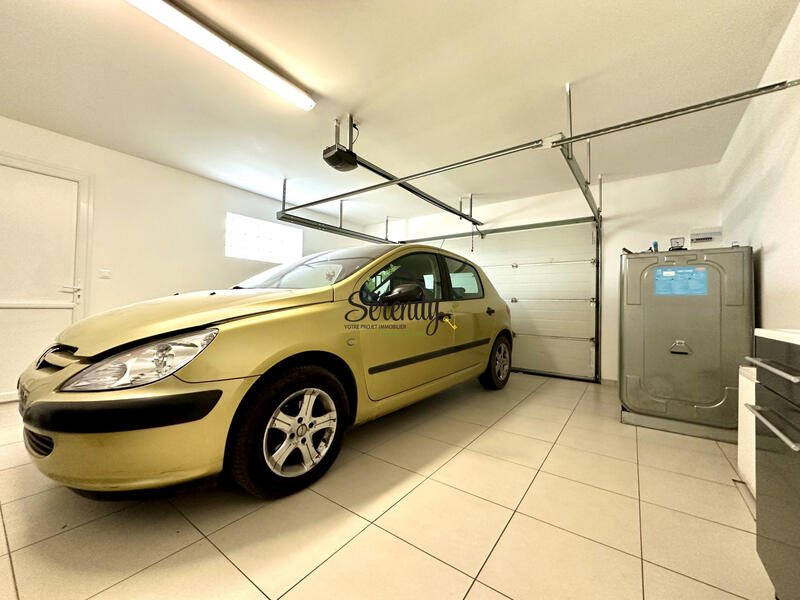 Maison - 140 m² - 5 pièces