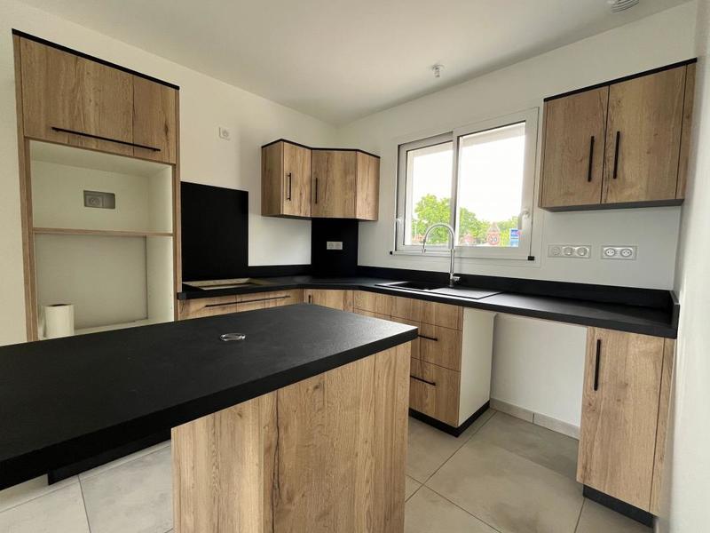 Maison - 85 m² - 4 pièces