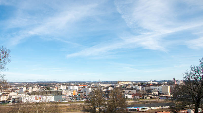 Maison - 204 m² - 8 pièces