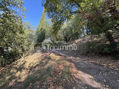 Terrain constructible - 2 454 m²