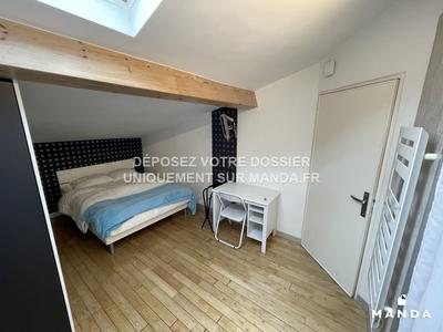 Chambre - 10 m² - 4 pièces