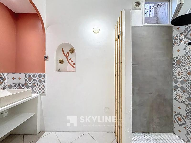 Maison - 122 m² - 4 pièces