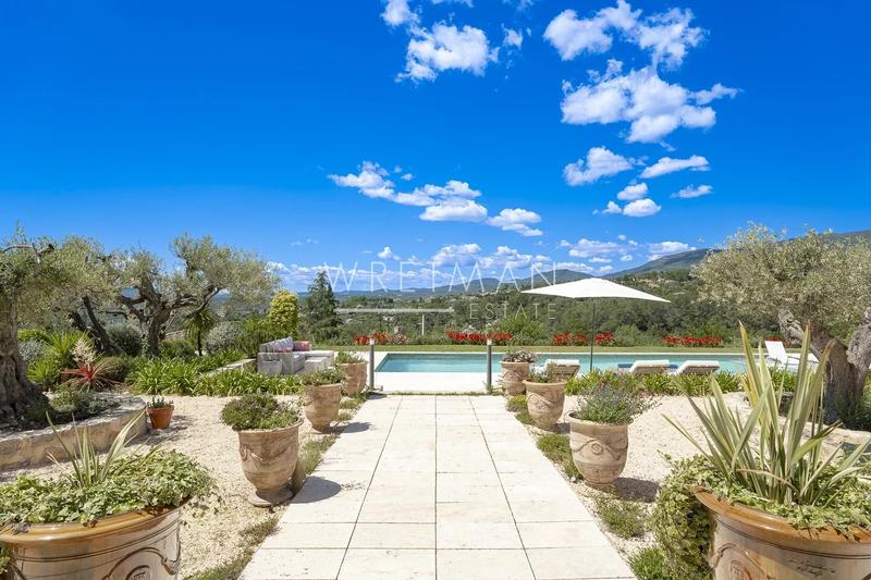 Bastide - 328 m² - 8 pièces