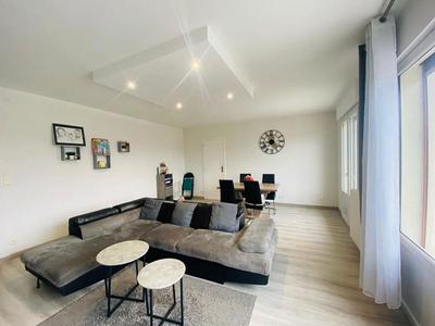 Appartement - 82 m² - 4 pièces