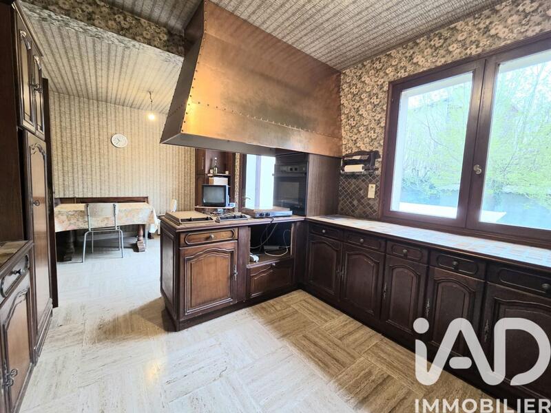 Maison - 159 m² - 6 pièces
