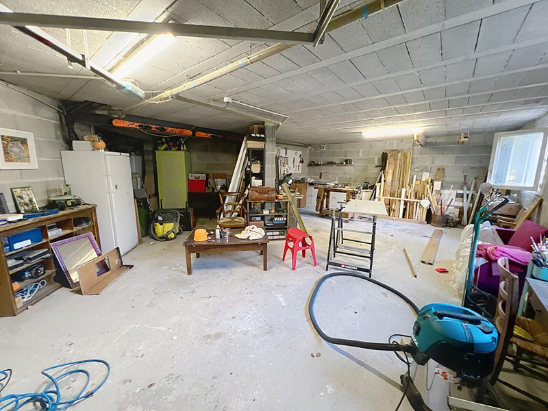 Maison - 200 m² - 7 pièces