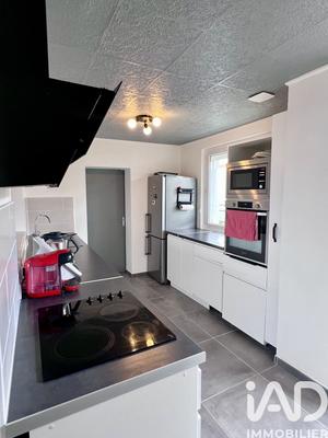 Maison - 88 m² - 6 pièces