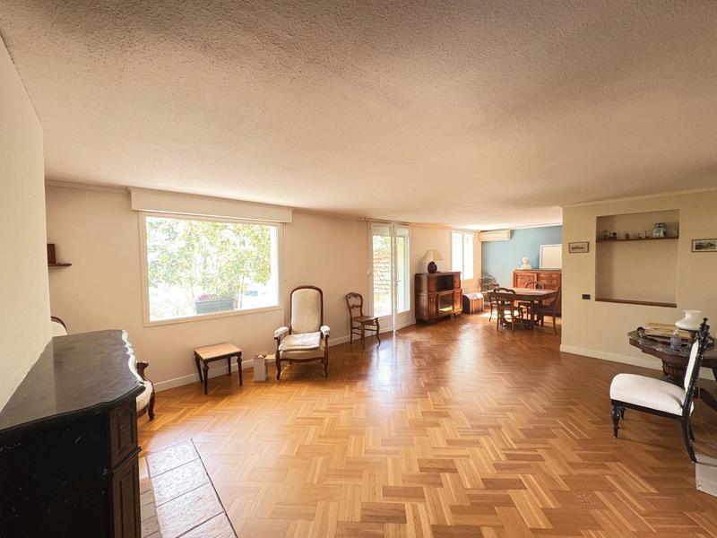 Maison - 163 m² - 6 pièces