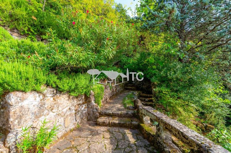 Maison en pierre - 64 m² - 4 pièces