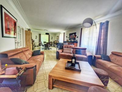 Maison - 188 m² - 6 pièces