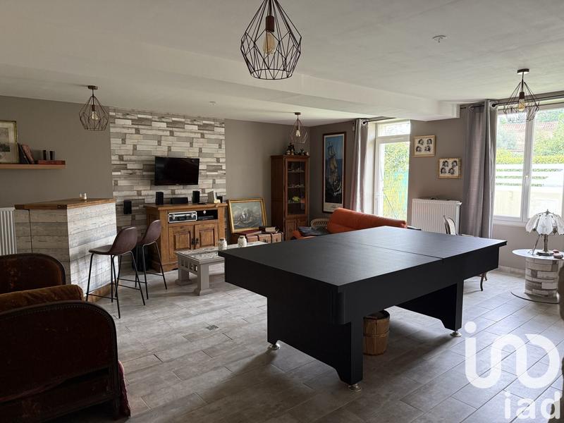 Maison - 201 m² - 6 pièces