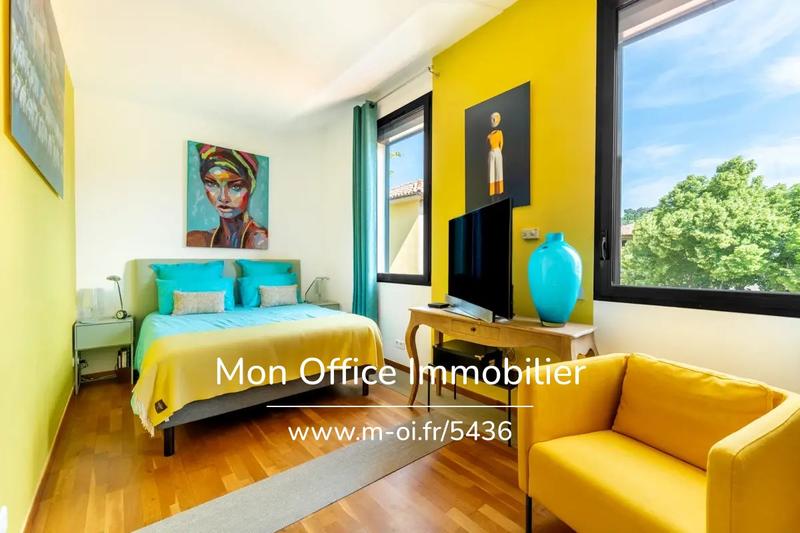 Appartement - 83 m² - 3 pièces