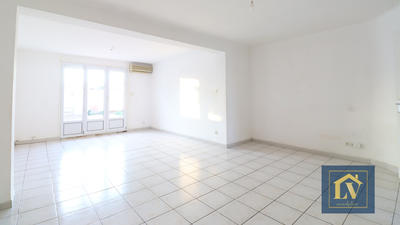 Maison - 91 m² - 4 pièces