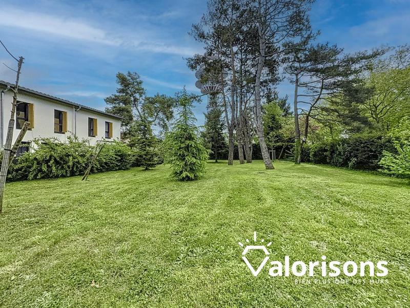 Appartement - 80 m² - 4 pièces