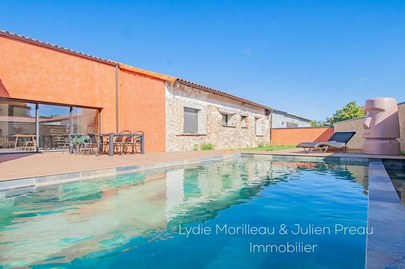 Maison - 196 m² - 8 pièces