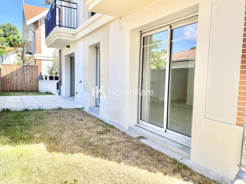 Appartement - 100 m² - 4 pièces