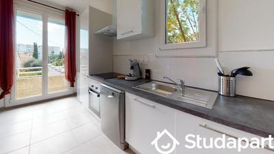 Chambre - 10 m² - 1 pièce