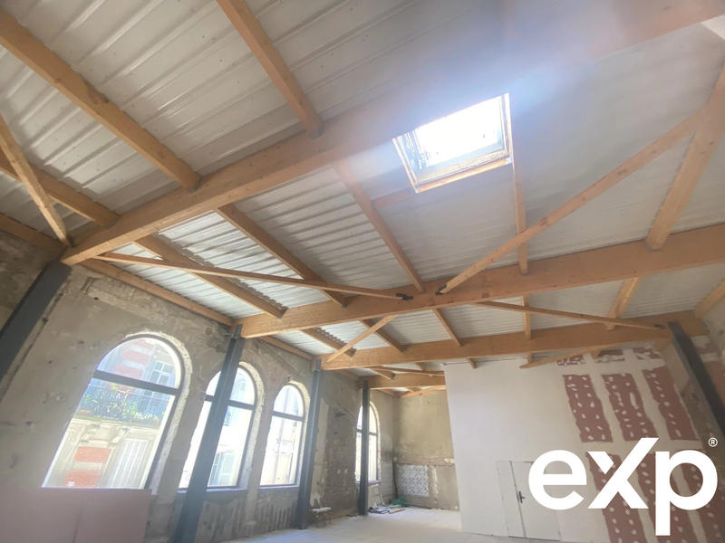 Fonds de commerce - Magasins - 246 m²