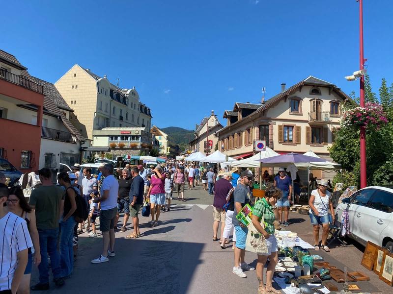Authentique marché aux puces
